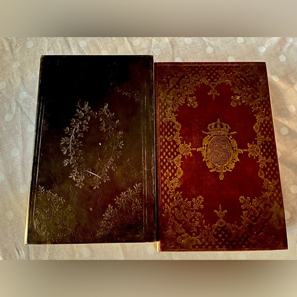 Vintage hidden compartment books - Picture 1 of 4